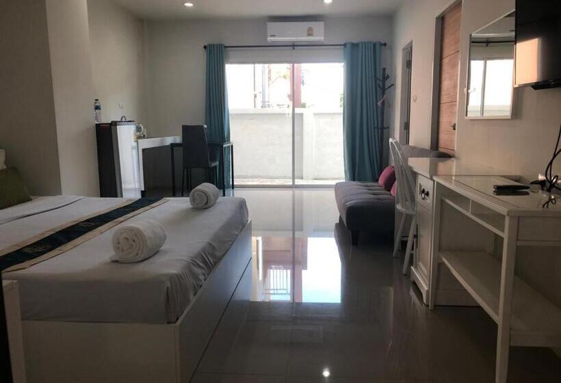 キングサイズベッドのスタンダードルーム, Khao Oat Airport