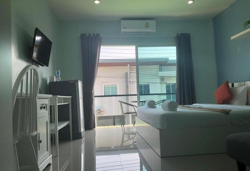 テラス付きスタンダードワンルーム, Khao Oat Airport