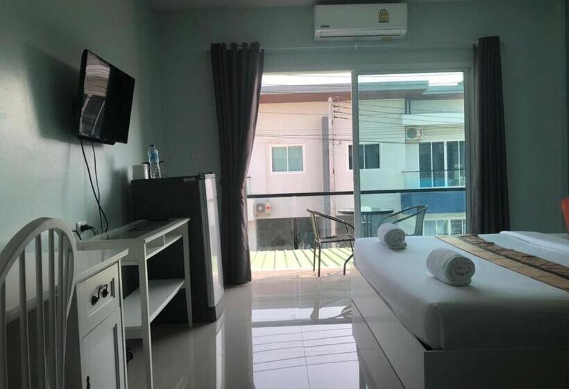 テラス付きスタンダードワンルーム, Khao Oat Airport