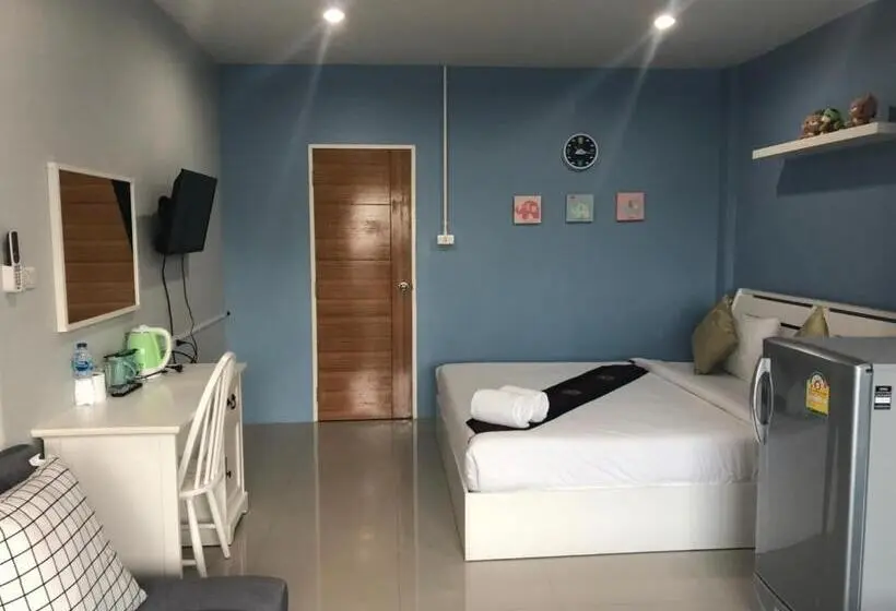 اتاق استاندارد چهار تخته, Khao Oat Airport