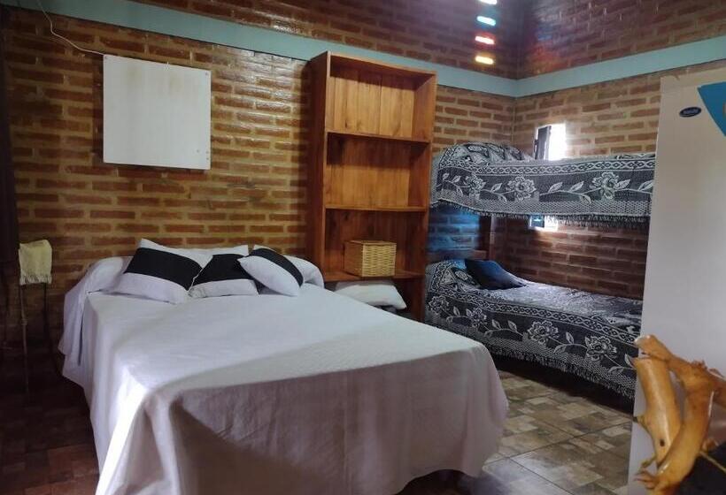 سوئیت جونیور با چشمانداز کوهستان, La Pirca