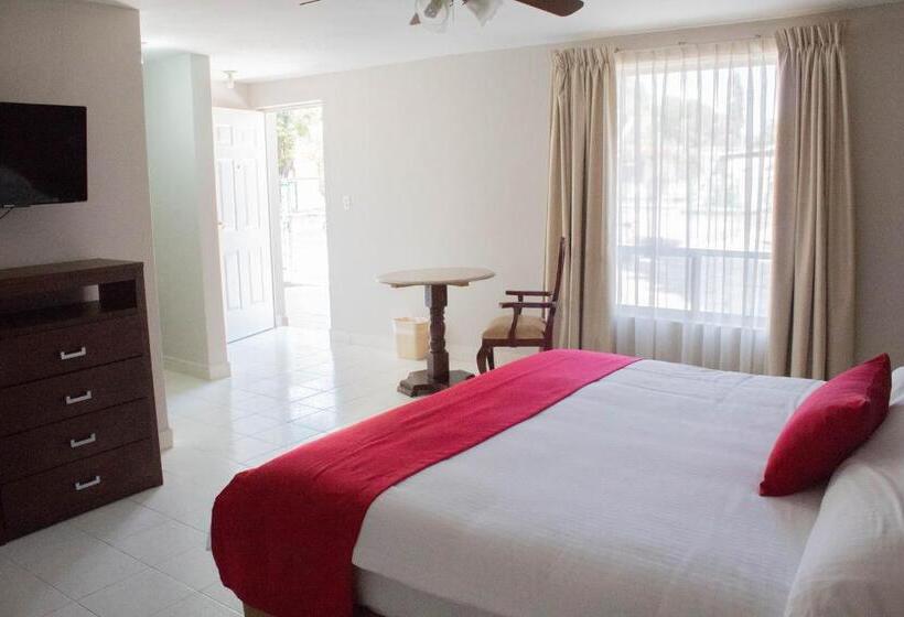 جناح جونيور ديلوكس, Huizache