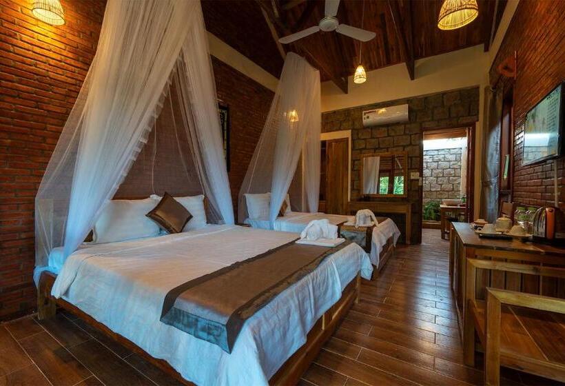 اتاق سوپریور سه تخته, Island Lodge Phu Quoc