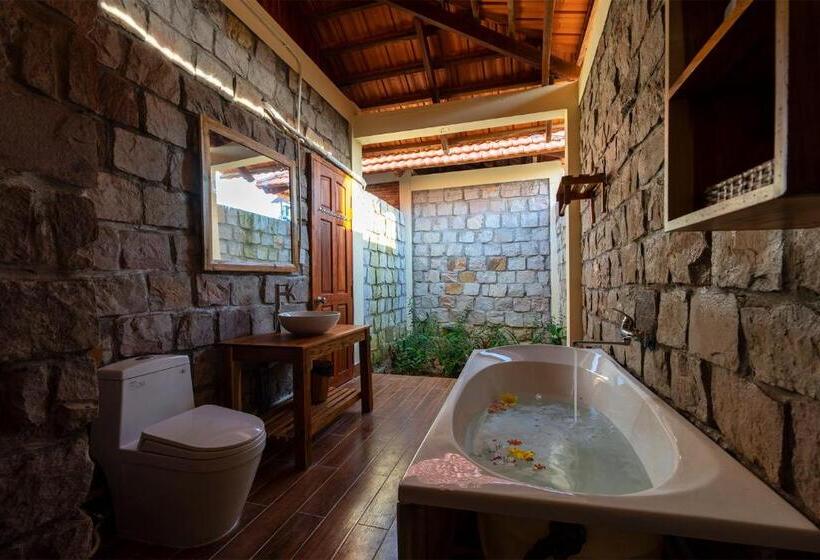 بانگلوی لوکس, Island Lodge Phu Quoc