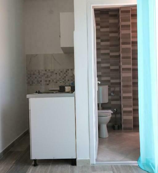 استودیوی استاندارد, Apartmani Afterglow