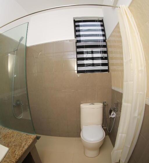 이코노미 룸, 3r Resort