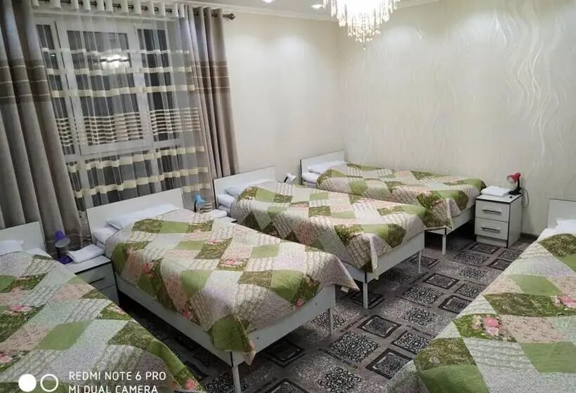 اتاق استاندارد چهار تخته, Guest House Nuri