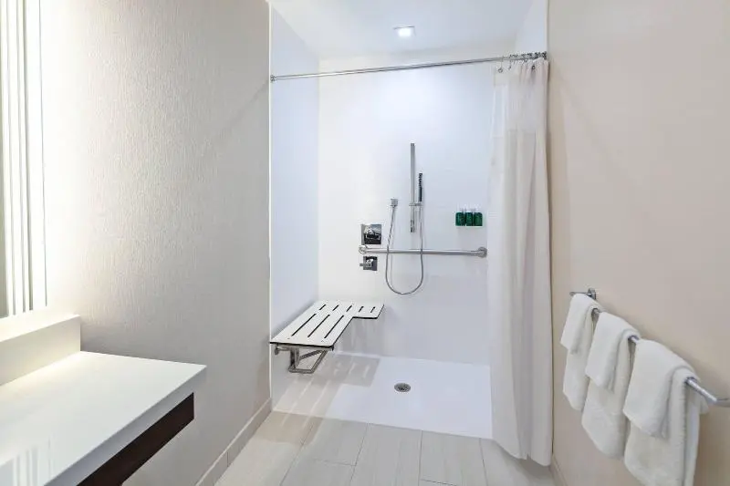 キングサイズベッドのスイートルーム, Springhill Suites By Marriott Escondido Downtown