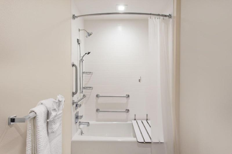 Люкс Кровать Кинг, Springhill Suites By Marriott Escondido Downtown