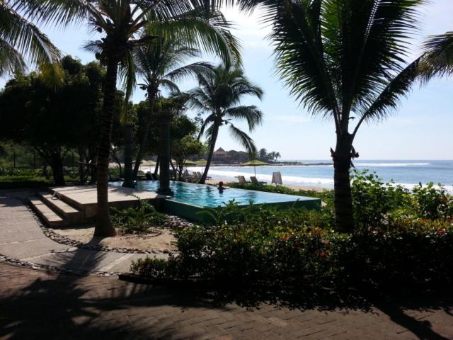 بنجلو ديلوكس, Hacienda Eden