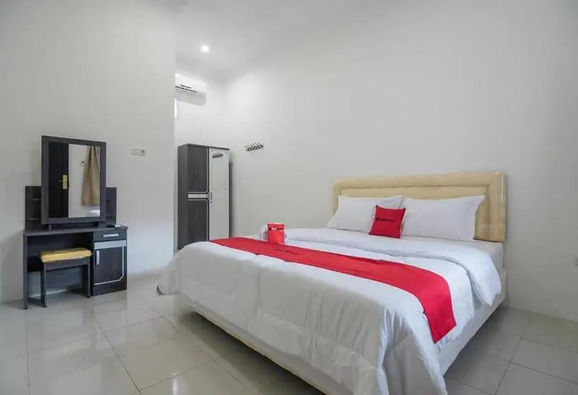 اتاق لوکس, Reddoorz Near Sultan Thaha Airport Jambi