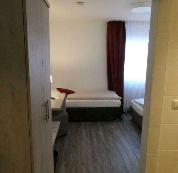 标准三人间, Gästehaus Stahuber