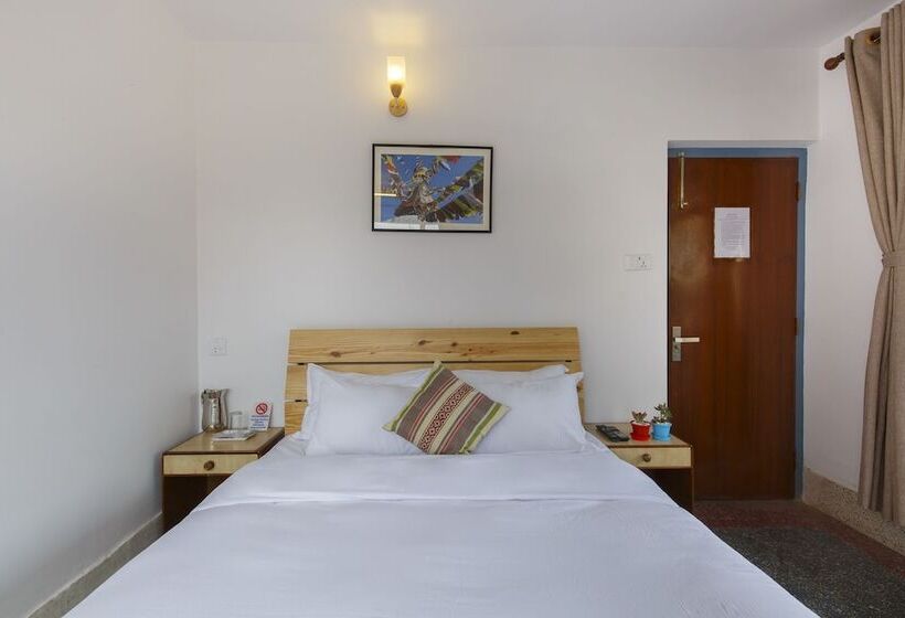اتاق لوکس یک تخته, Pacific Guest House