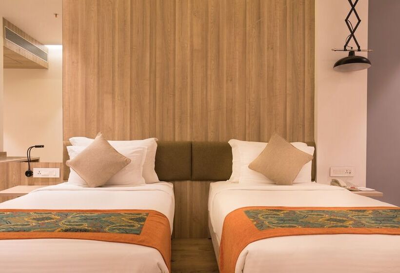 חדר פרמיום, Centre Point Navi Mumbai