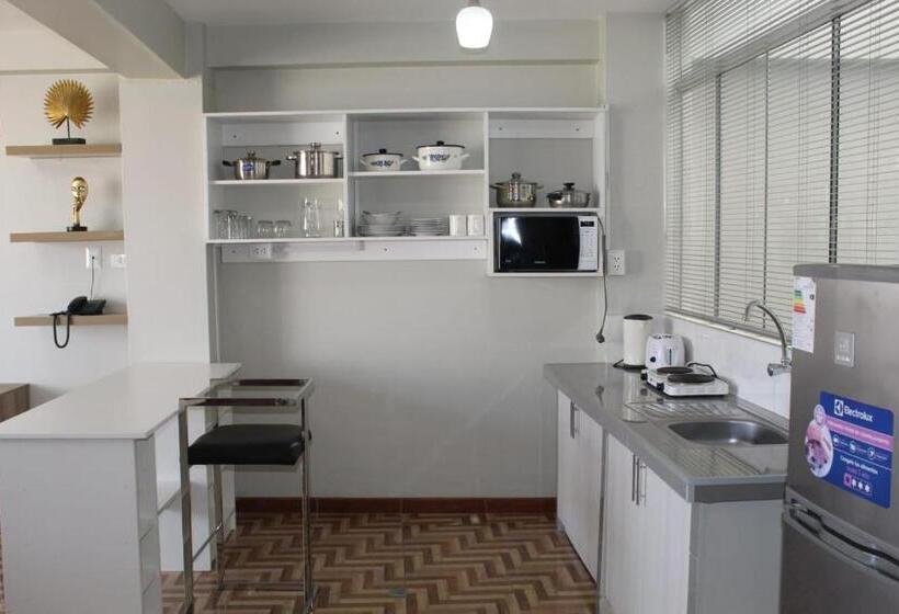 1ベッドルームアパートメント, Mercé