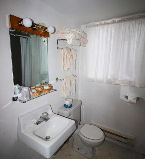 غرفة قياسية, Topaz Lodge