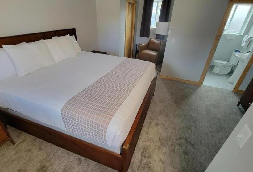 جناح سرير كينج, Topaz Lodge