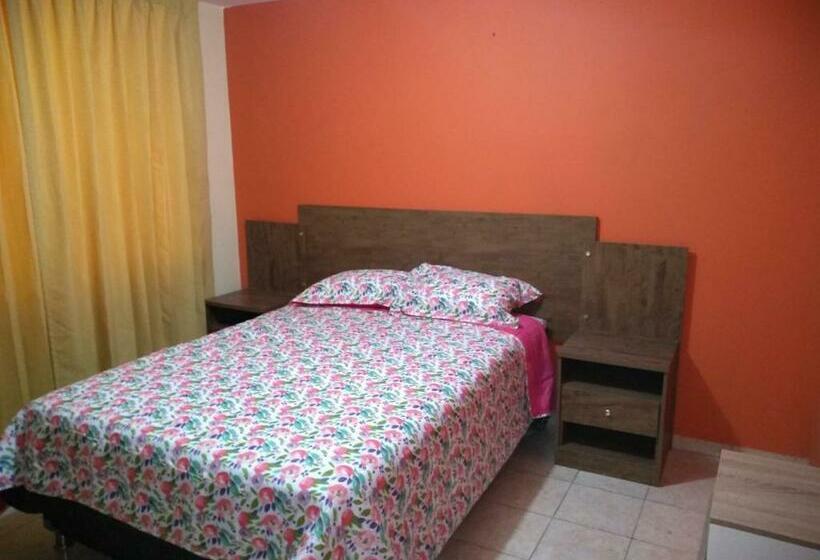 Номер Стандарт, Hostal Las Begonias