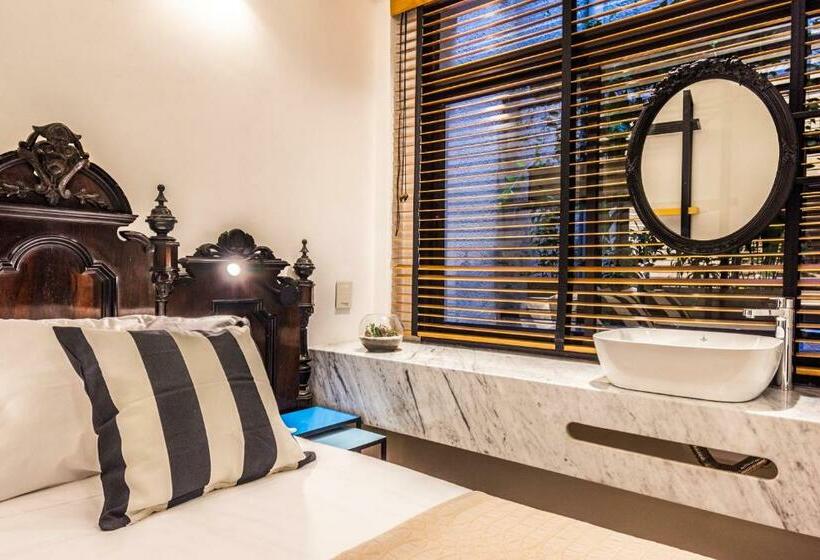 חדר סטנדרט, Fauna Montevideo