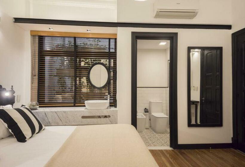 חדר סטנדרט, Fauna Montevideo