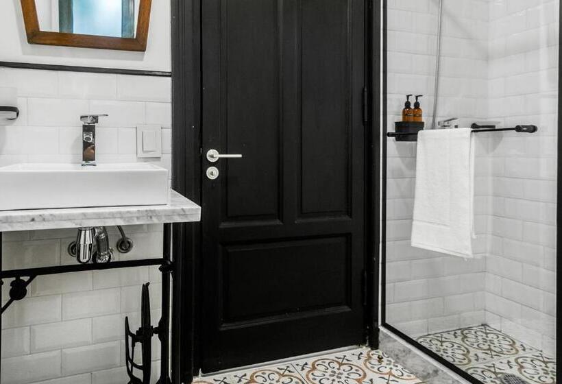 חדר סטנדרט, Fauna Montevideo