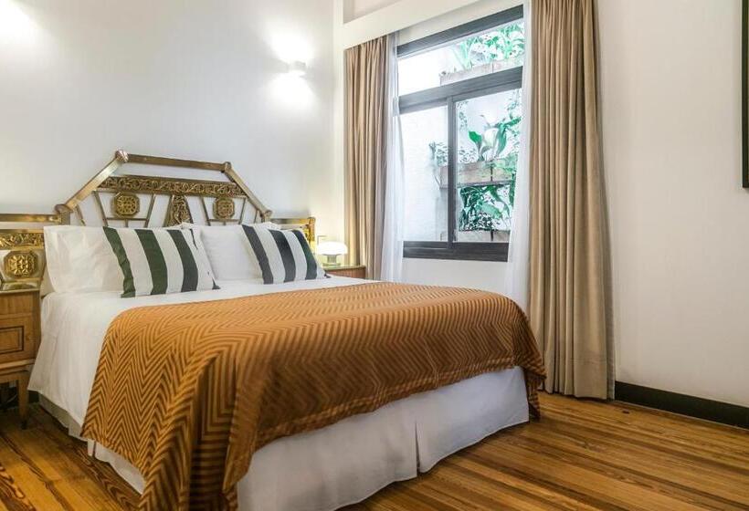 חדר סטנדרט, Fauna Montevideo