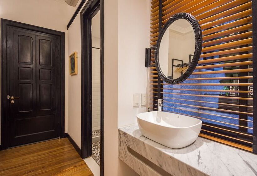 חדר סטנדרט, Fauna Montevideo