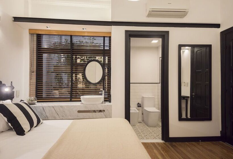 חדר סטנדרט, Fauna Montevideo