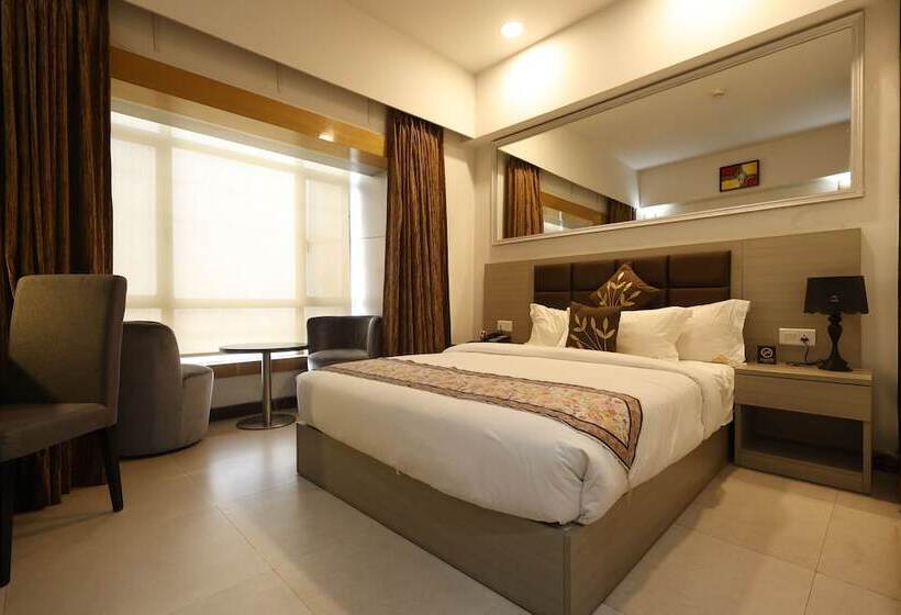 豪华房间, Aristocrat Hotel, New Town, Kolkata