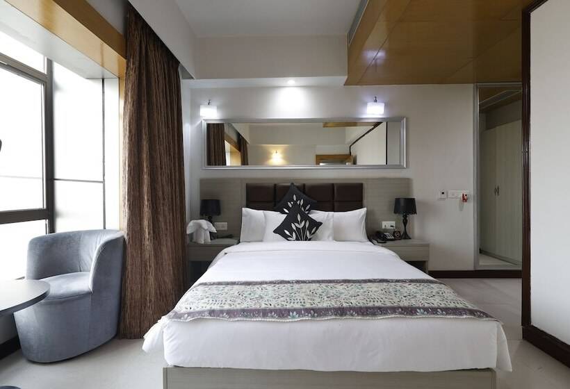 豪华房间, Aristocrat Hotel, New Town, Kolkata