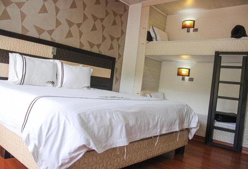 חדר סטנדרט לארבעה, Castillo Resort