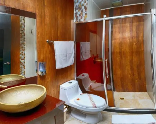 Perhehuone, Castillo Resort