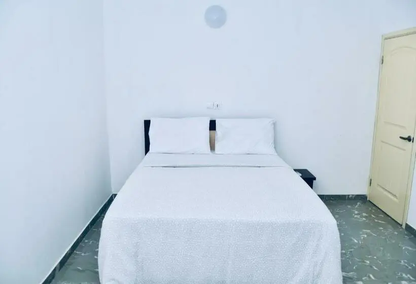 اتاق استاندارد, La Couronne Rw Hotel & Suites