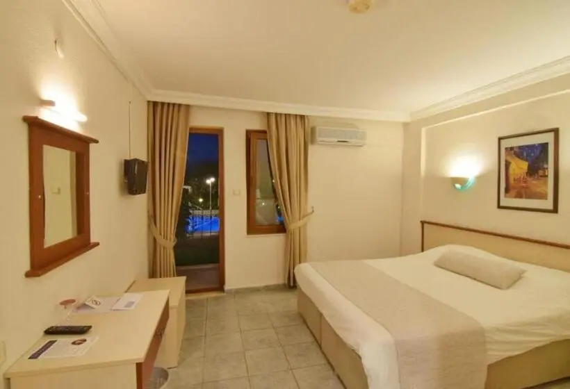 Standard-huone Allasnäkymä, Olympos Hotel   Adults Only
