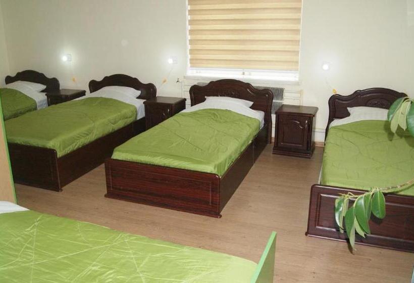 Family Room, гостевой дом Sartepo