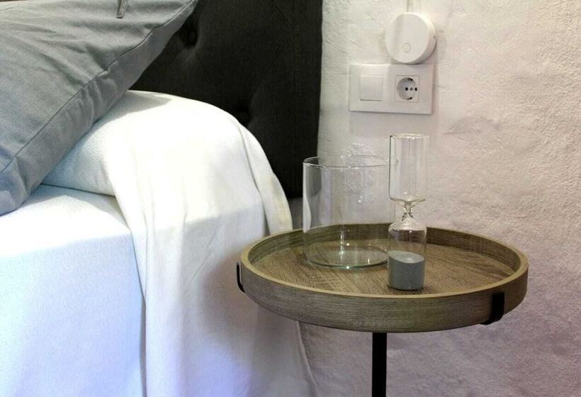 اتاق استاندارد, Ses 5 Claus