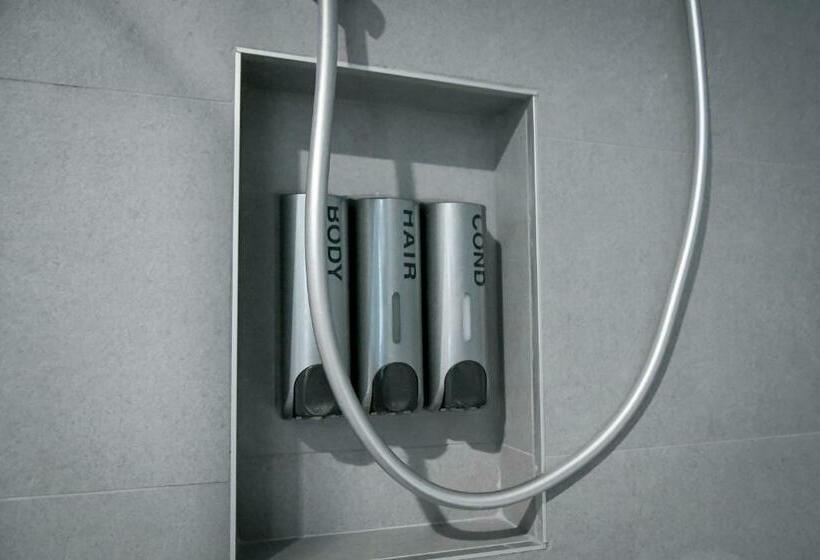 جناح ديلوكس سرير كينج, Tilbury Inn