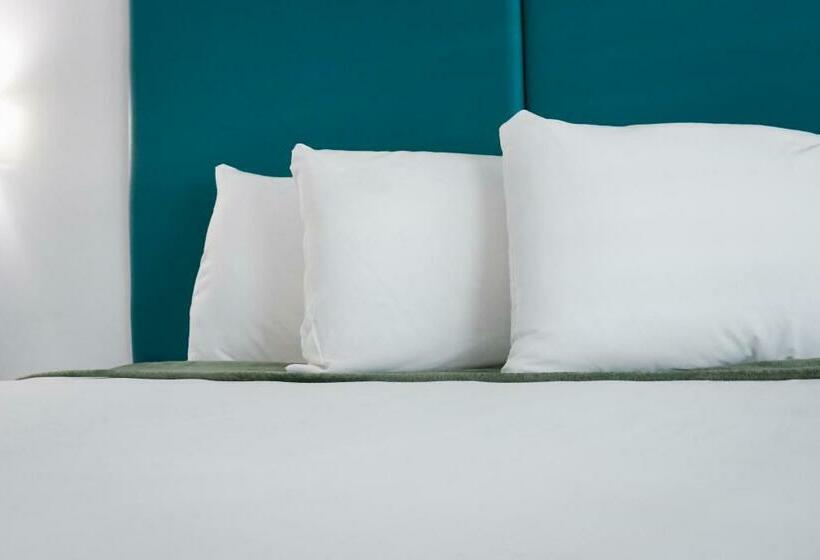 جناح ديلوكس سرير كينج, Tilbury Inn