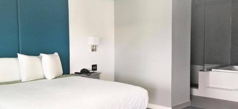 جناح ديلوكس, Tilbury Inn