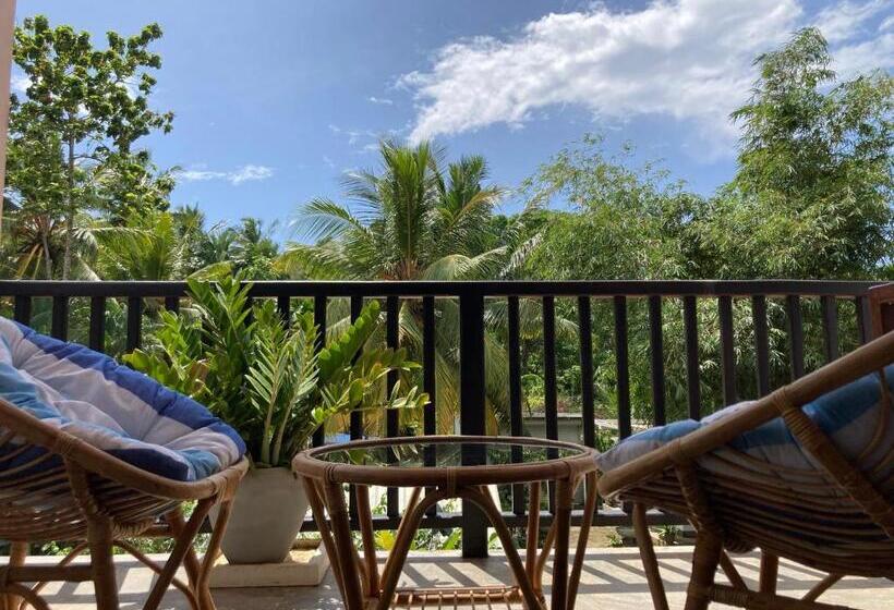 Трехместный Номер Deluxe Вид на Сад, Garden Villa Talalla