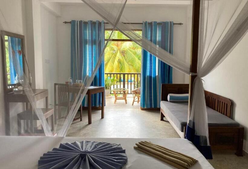 Трехместный Номер Deluxe Вид на Сад, Garden Villa Talalla