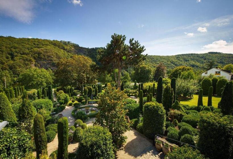 Номер Стандарт Вид на Сад, Wein Und Landhaus Kallfels