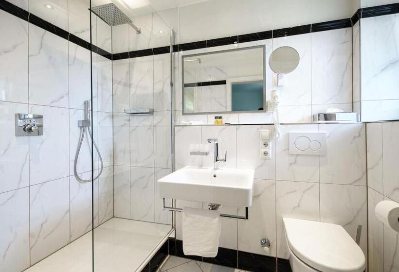 Номер Стандарт с Балконом, Wein Und Landhaus Kallfels