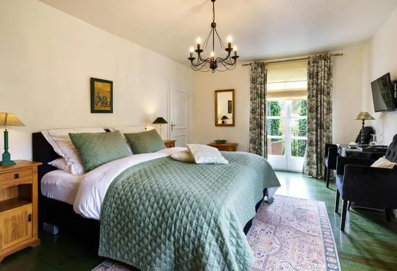 Standard-huone Parveke, Wein Und Landhaus Kallfels