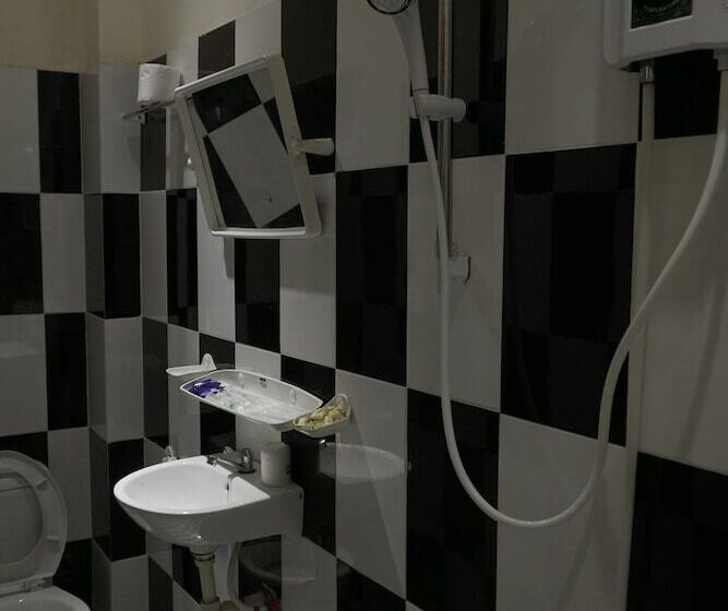 اتاق استاندارد, Sunny Hostel