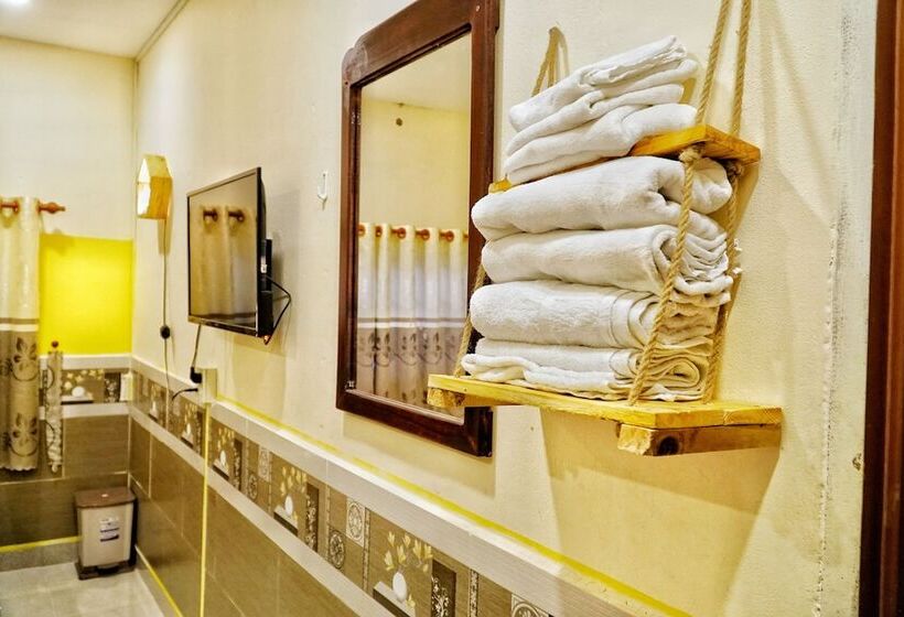 اتاق استاندارد, Sunny Hostel