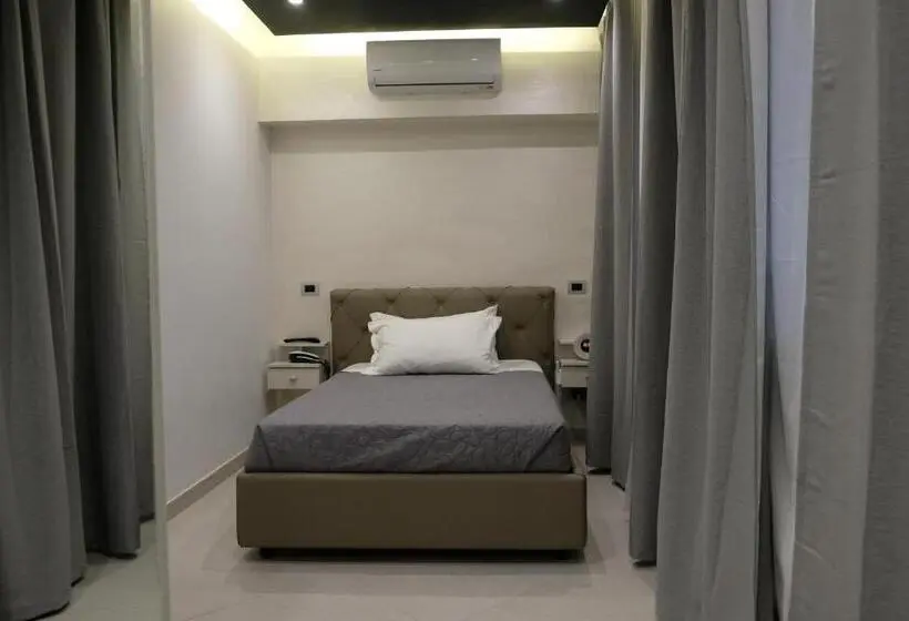 اتاق استاندارد یک نفره, B&b Rossini Luxury
