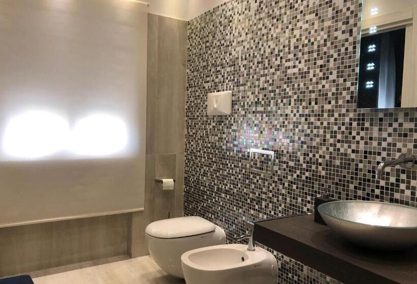 اتاق استاندارد یک نفره, B&b Rossini Luxury