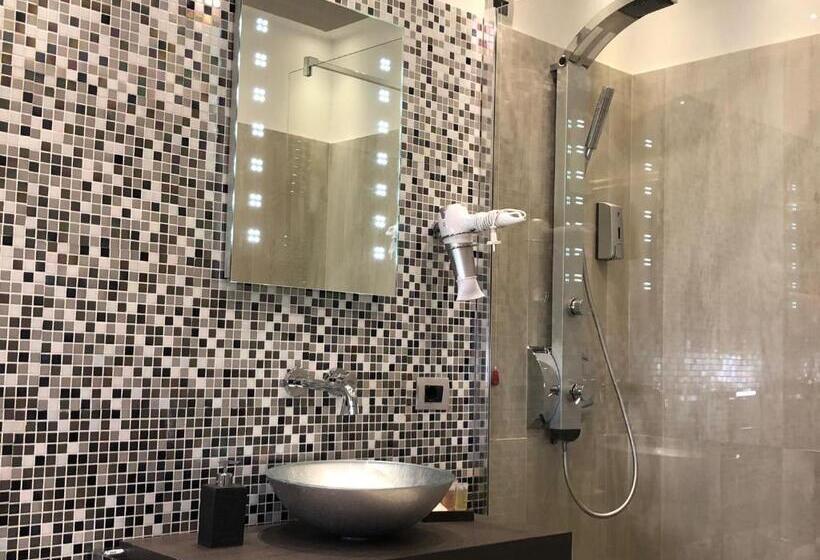 اتاق استاندارد یک نفره, B&b Rossini Luxury