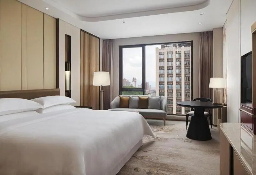 キングサイズベッドのデラックスルーム, Sheraton Yunfu Xinxing